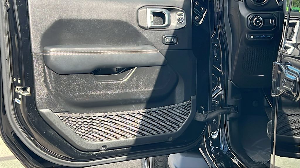 Thumbnail: 2023 Jeep Wrangler - 28