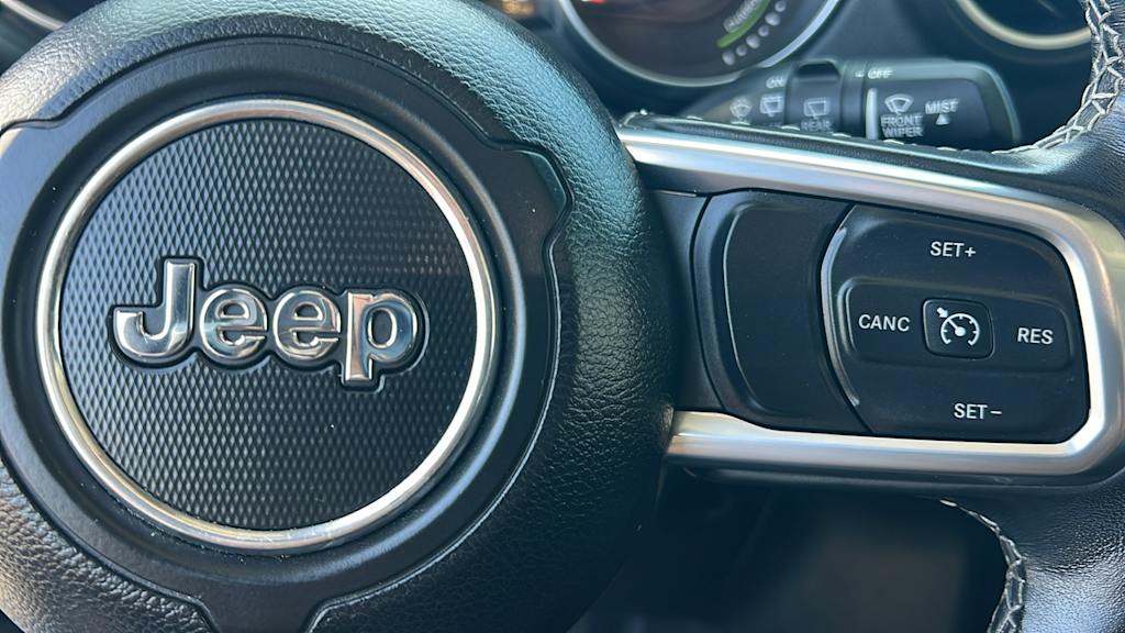 Thumbnail: 2021 Jeep Wrangler - 25