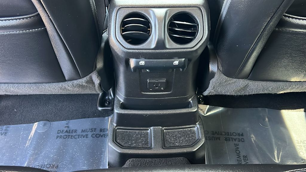 Thumbnail: 2021 Jeep Wrangler - 29