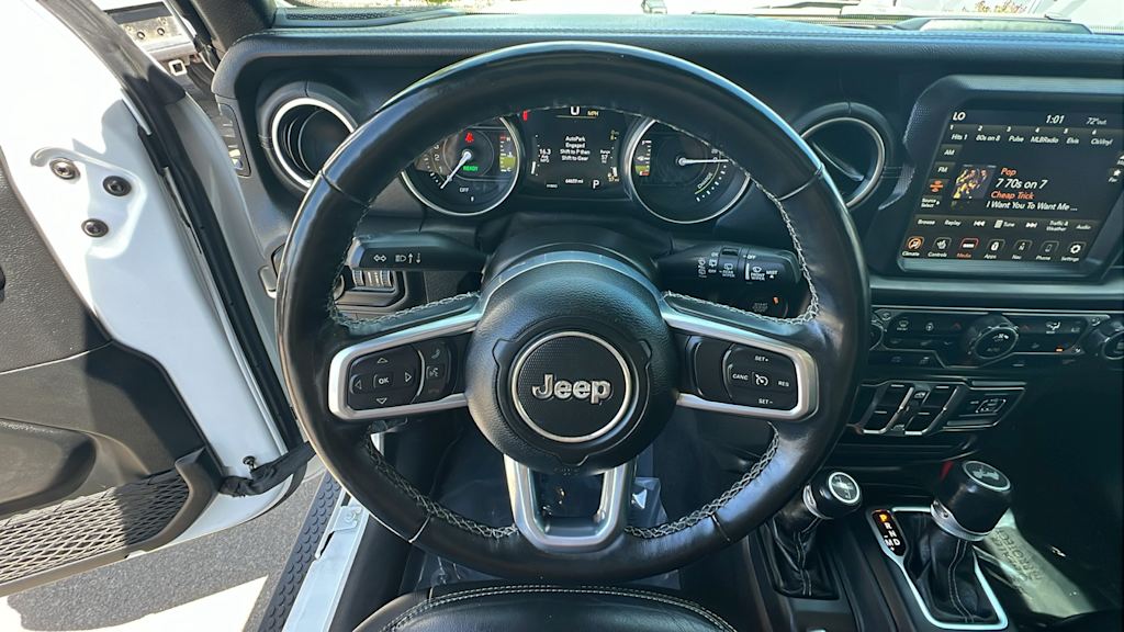 Thumbnail: 2021 Jeep Wrangler - 10