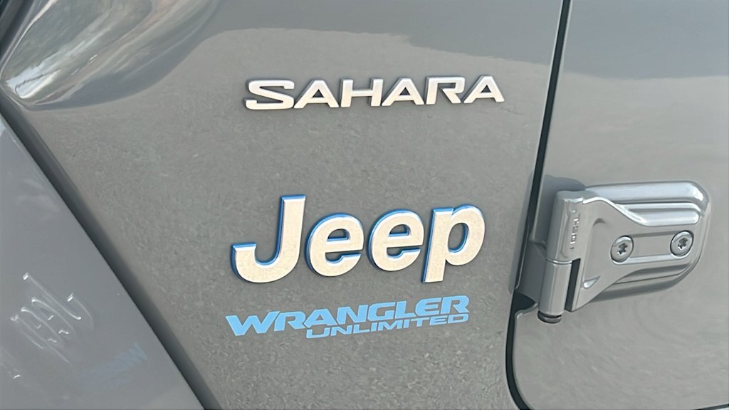 Thumbnail: 2022 Jeep Wrangler - 7