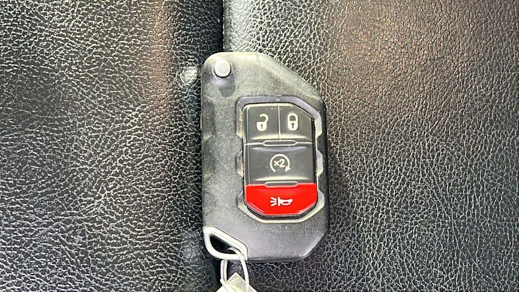 Thumbnail: 2022 Jeep Wrangler - 17