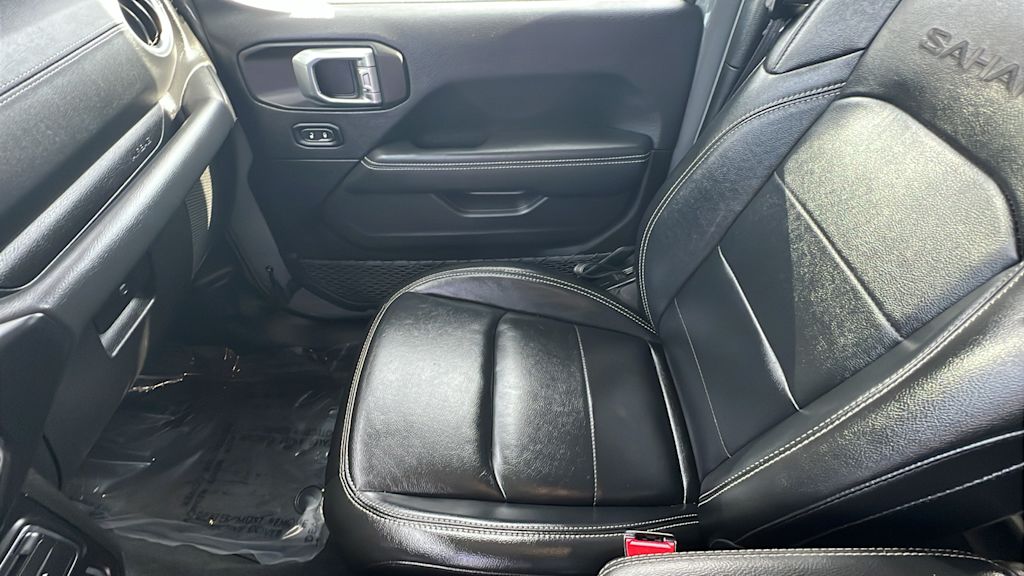 Thumbnail: 2022 Jeep Wrangler - 11