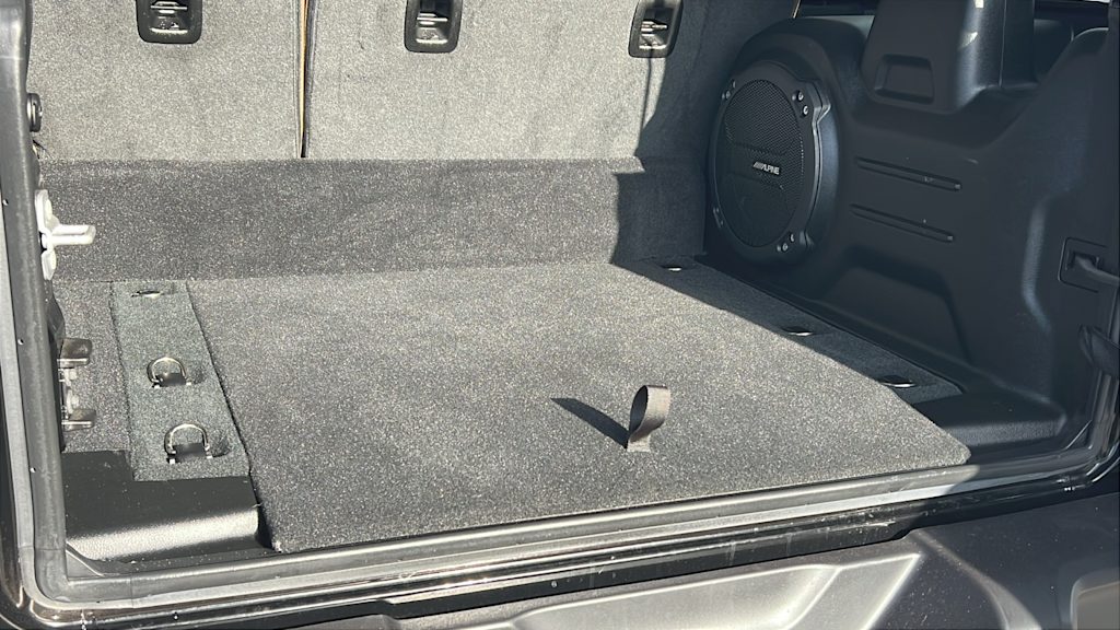 Thumbnail: 2023 Jeep Wrangler - 30