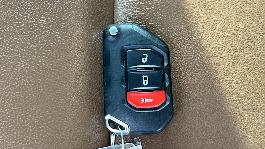 Thumbnail: 2023 Jeep Wrangler - 17