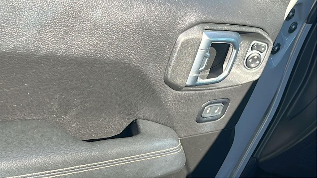 Thumbnail: 2023 Jeep Wrangler - 27