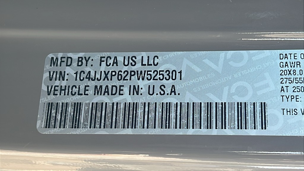 Thumbnail: 2023 Jeep Wrangler - 18