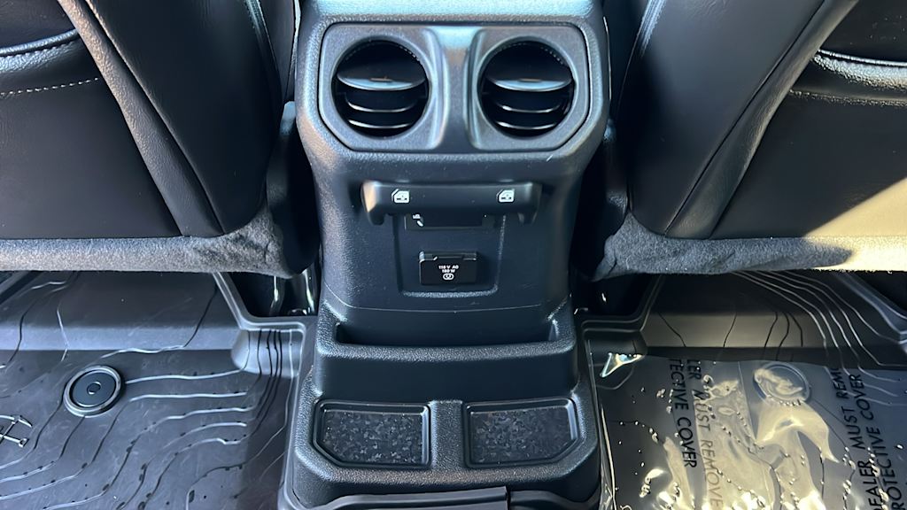 Thumbnail: 2023 Jeep Wrangler - 29