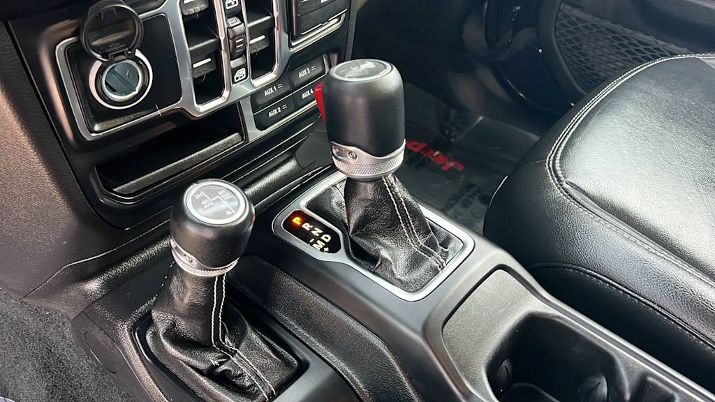 Thumbnail: 2023 Jeep Wrangler - 15