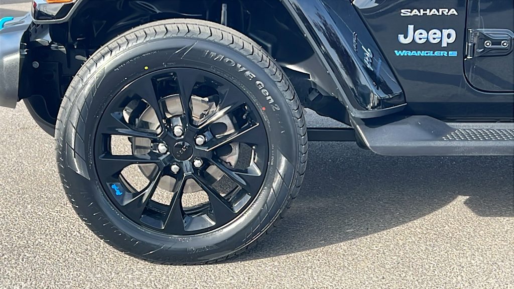 Thumbnail: 2023 Jeep Wrangler - 8