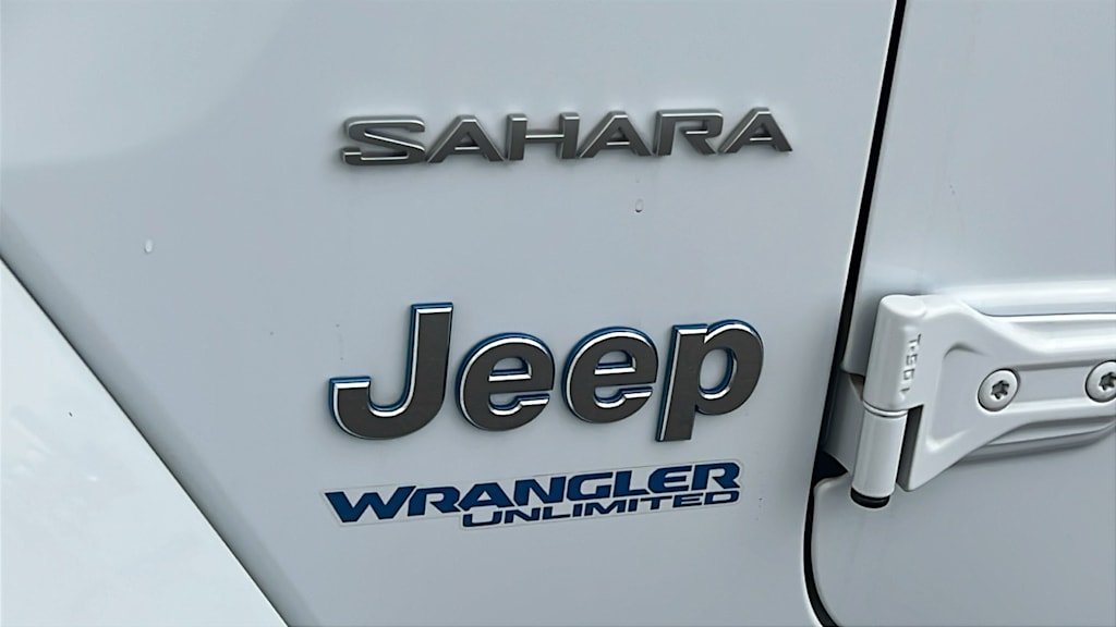 Thumbnail: 2022 Jeep Wrangler - 7