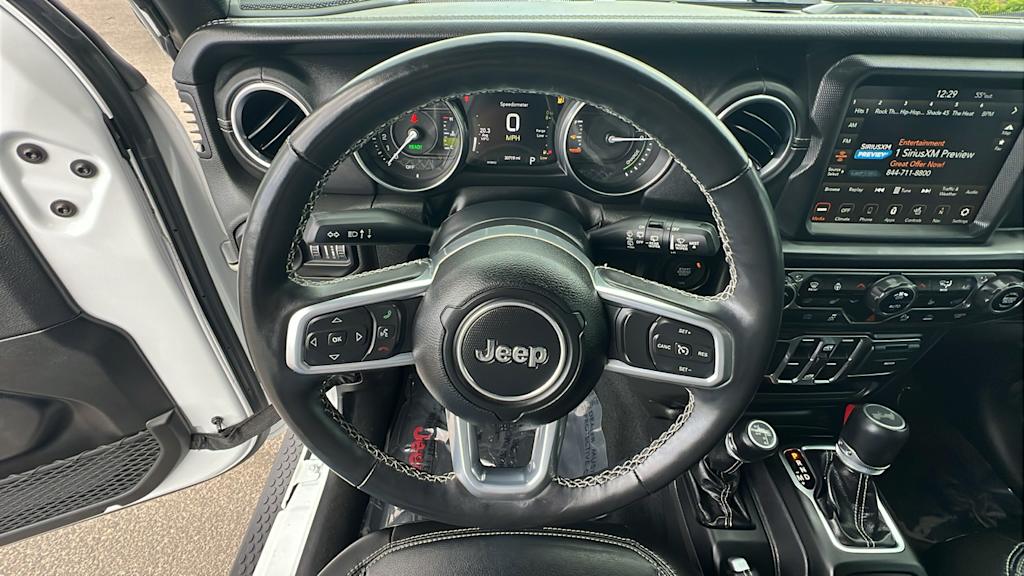 Thumbnail: 2022 Jeep Wrangler - 9