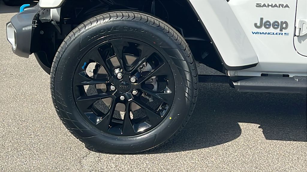 Thumbnail: 2023 Jeep Wrangler - 8