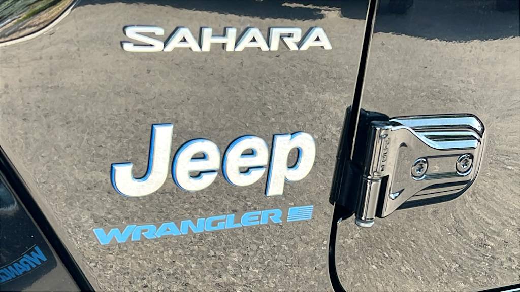 Thumbnail: 2023 Jeep Wrangler - 7