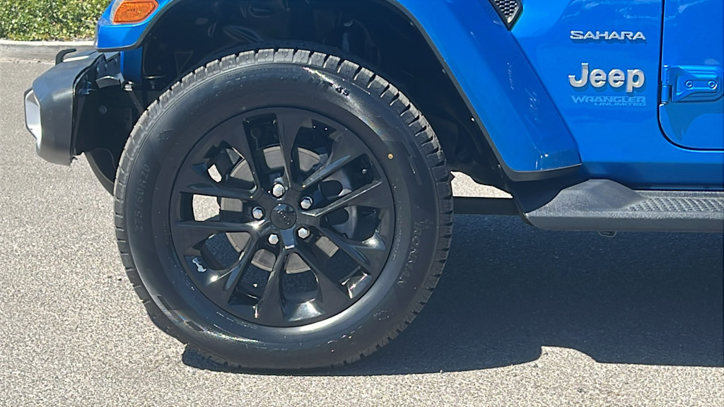 Thumbnail: 2021 Jeep Wrangler - 8