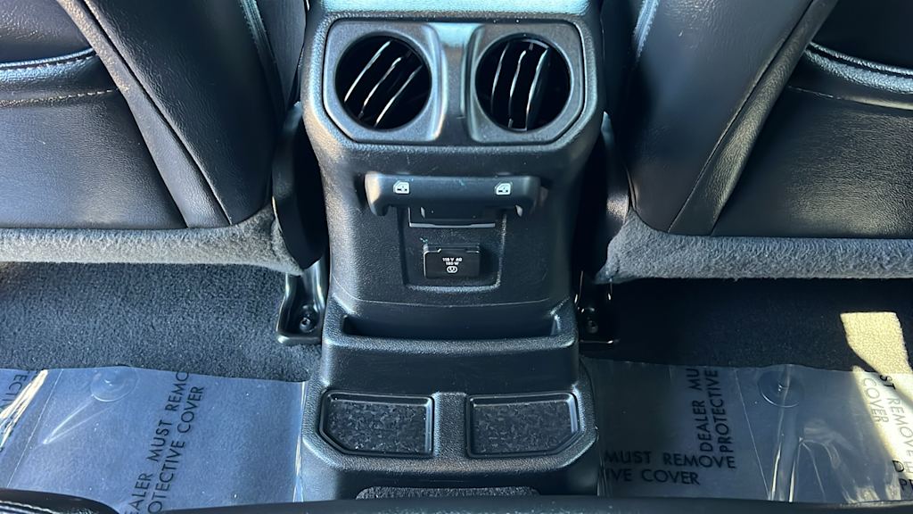 Thumbnail: 2021 Jeep Wrangler - 29