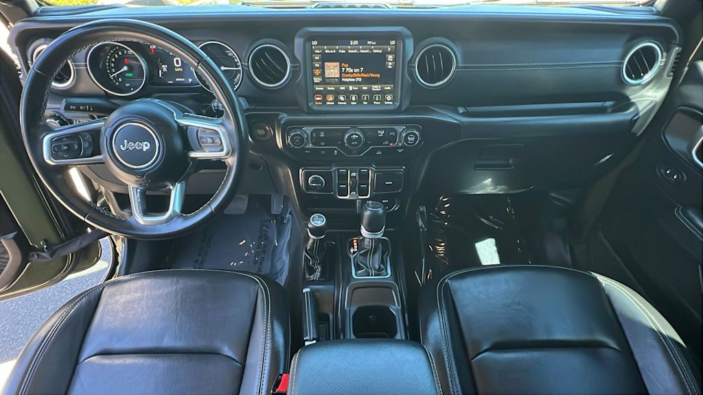Thumbnail: 2022 Jeep Wrangler - 13