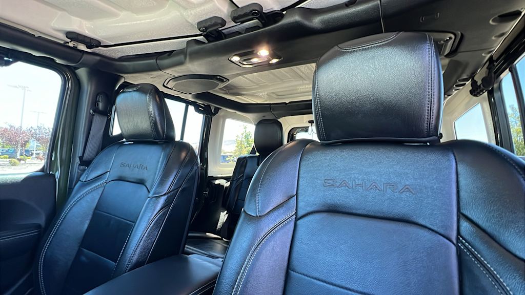 Thumbnail: 2022 Jeep Wrangler - 10