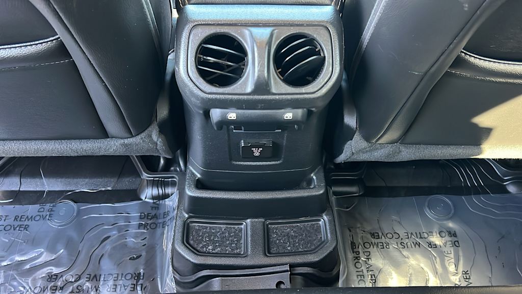 Thumbnail: 2022 Jeep Wrangler - 30