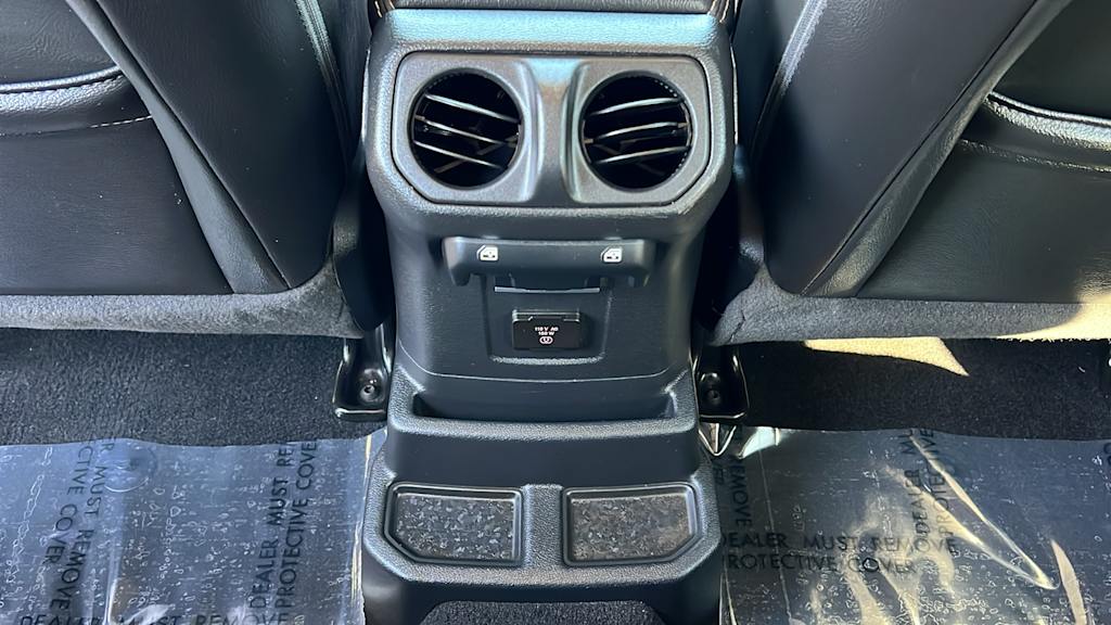 Thumbnail: 2022 Jeep Wrangler - 30