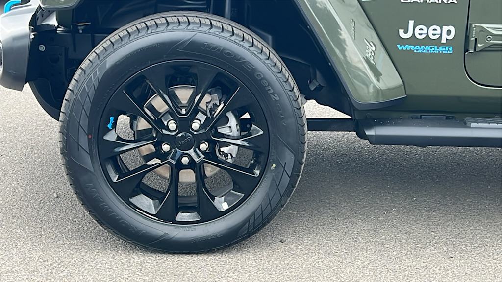 Thumbnail: 2022 Jeep Wrangler - 8