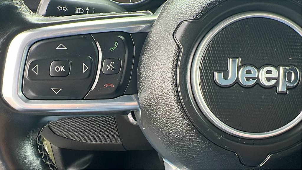 Thumbnail: 2022 Jeep Wrangler - 25