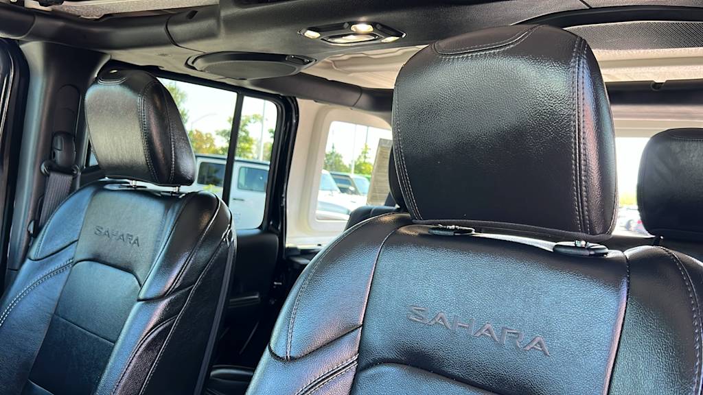 Thumbnail: 2022 Jeep Wrangler - 9
