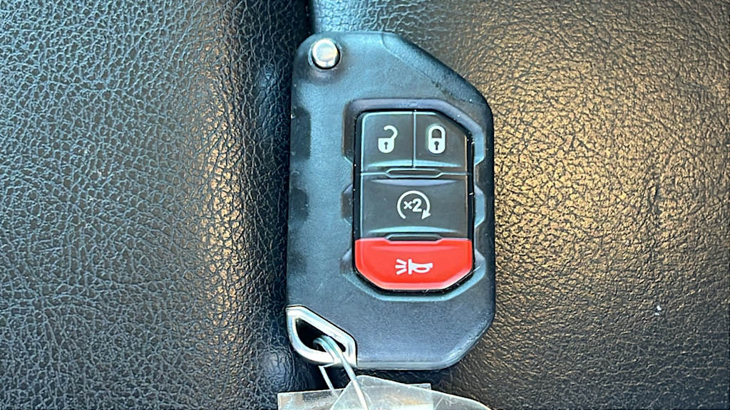 Thumbnail: 2023 Jeep Wrangler - 18