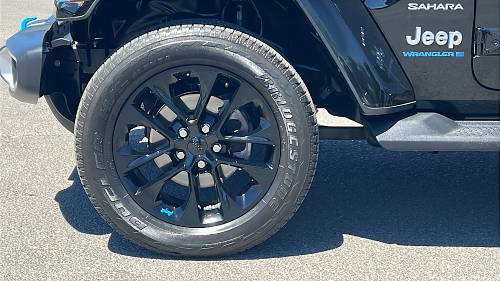 Thumbnail: 2023 Jeep Wrangler - 8