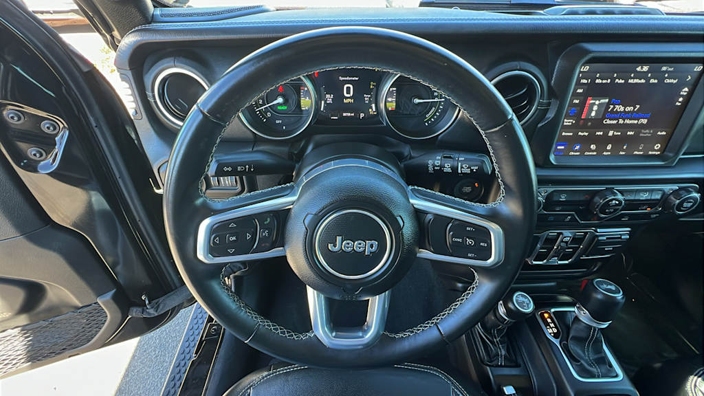 Thumbnail: 2022 Jeep Wrangler - 9