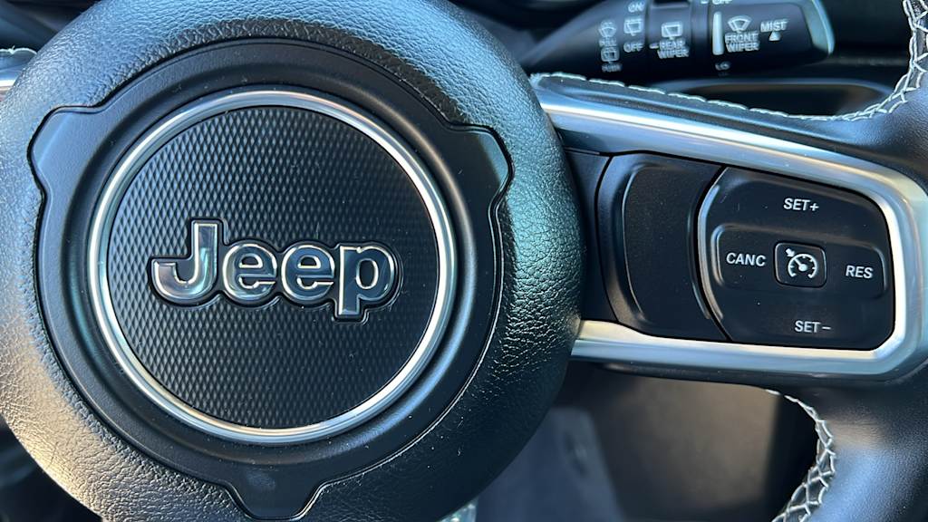 Thumbnail: 2022 Jeep Wrangler - 26