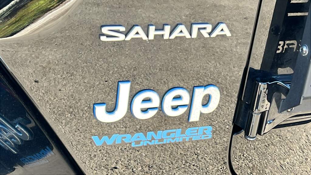Thumbnail: 2022 Jeep Wrangler - 7