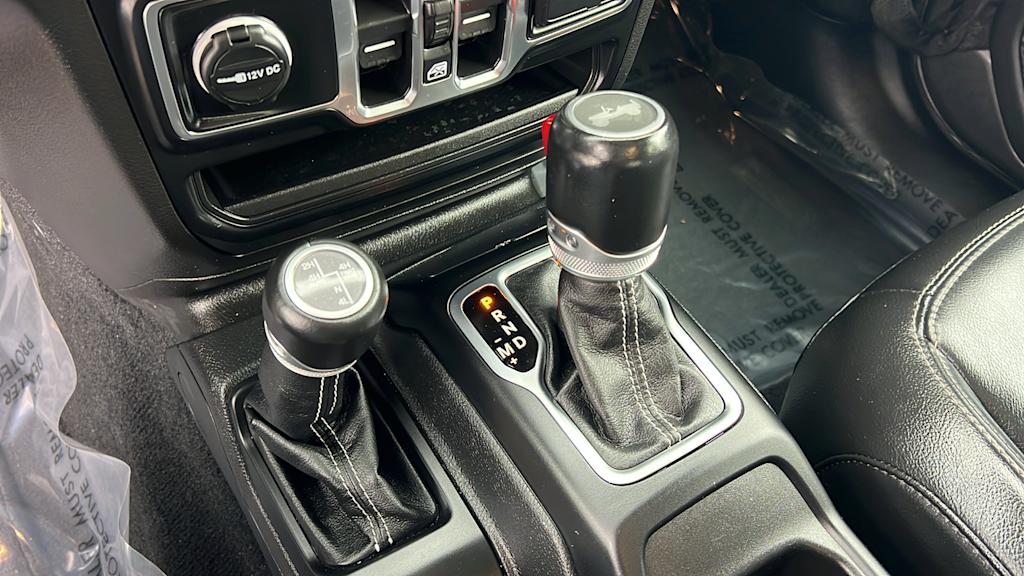 Thumbnail: 2023 Jeep Wrangler - 14