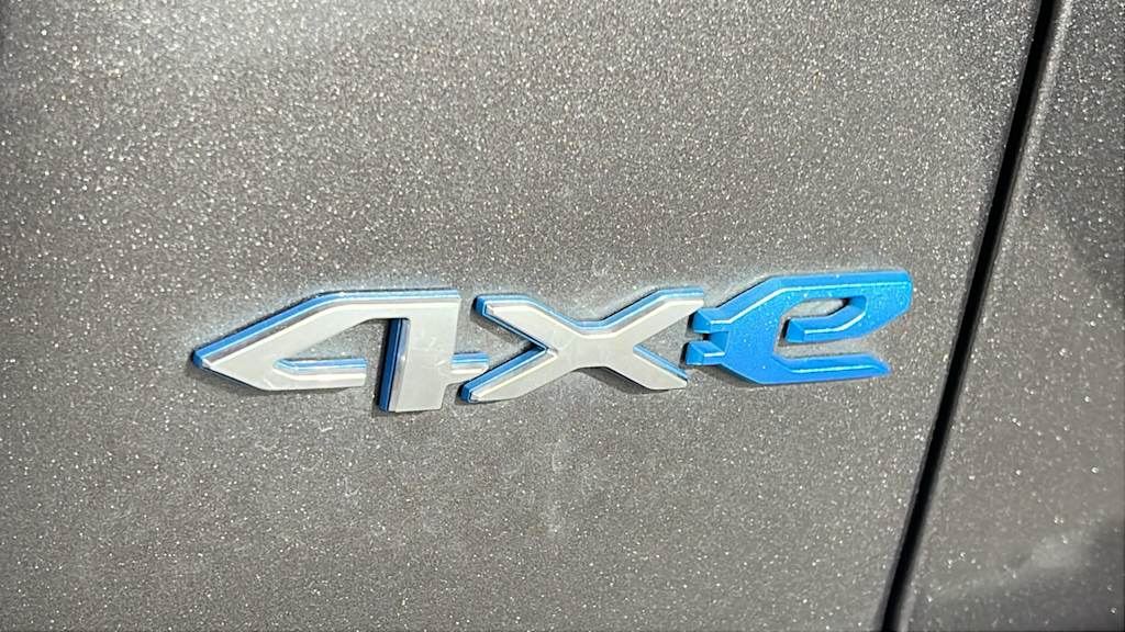 Thumbnail: 2023 Jeep Wrangler - 31