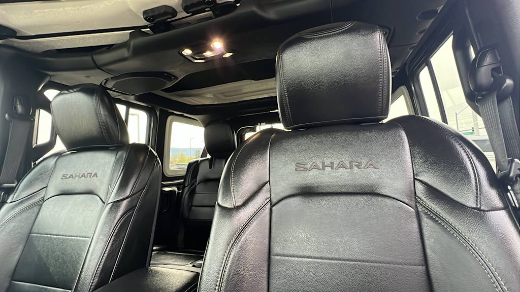 Thumbnail: 2023 Jeep Wrangler - 21