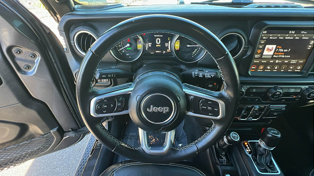 Thumbnail: 2022 Jeep Wrangler - 9