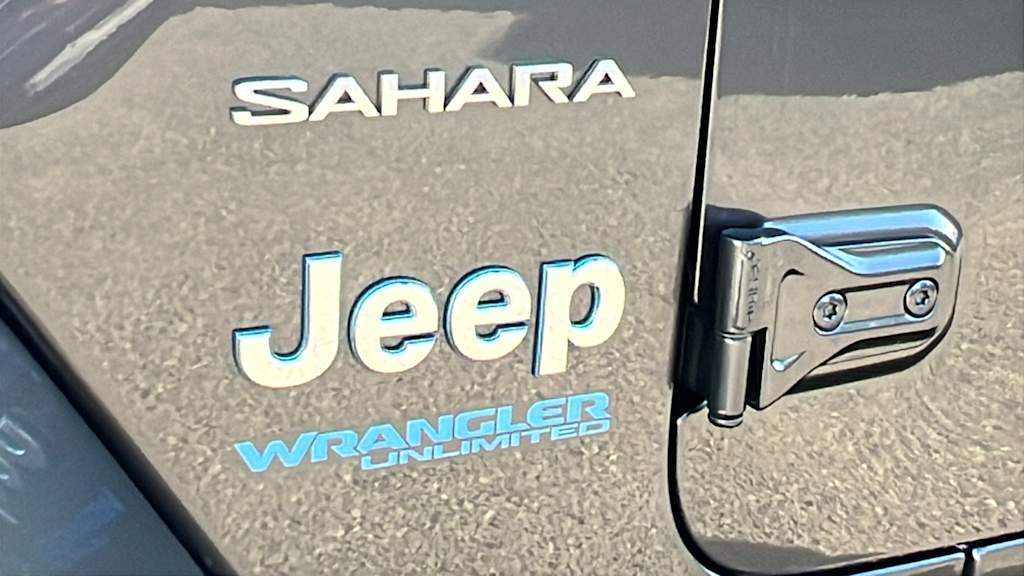 Thumbnail: 2022 Jeep Wrangler - 7