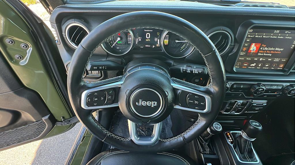 Thumbnail: 2022 Jeep Wrangler - 9