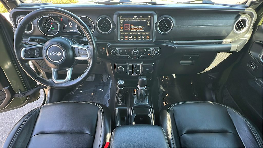 Thumbnail: 2022 Jeep Wrangler - 13