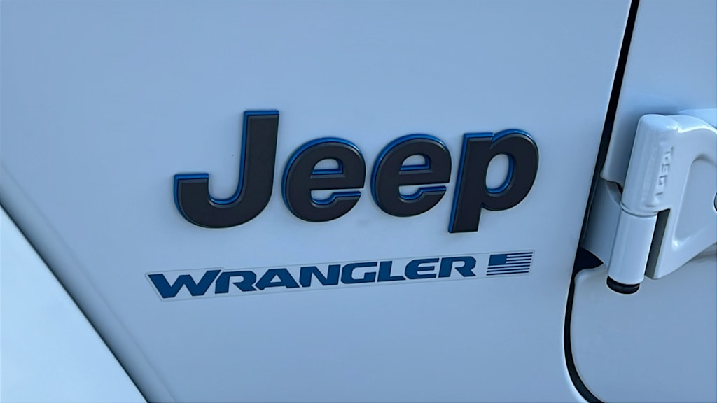 Thumbnail: 2023 Jeep Wrangler - 7