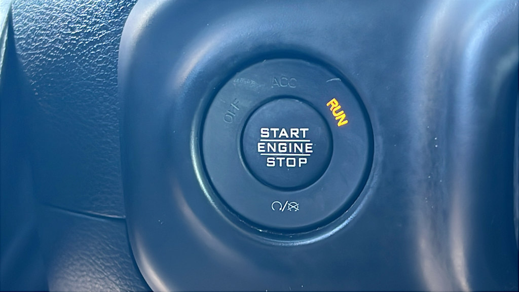 Thumbnail: 2023 Jeep Wrangler - 25