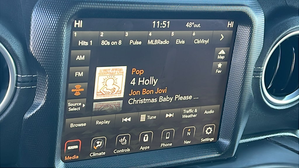 Thumbnail: 2022 Jeep Wrangler - 15