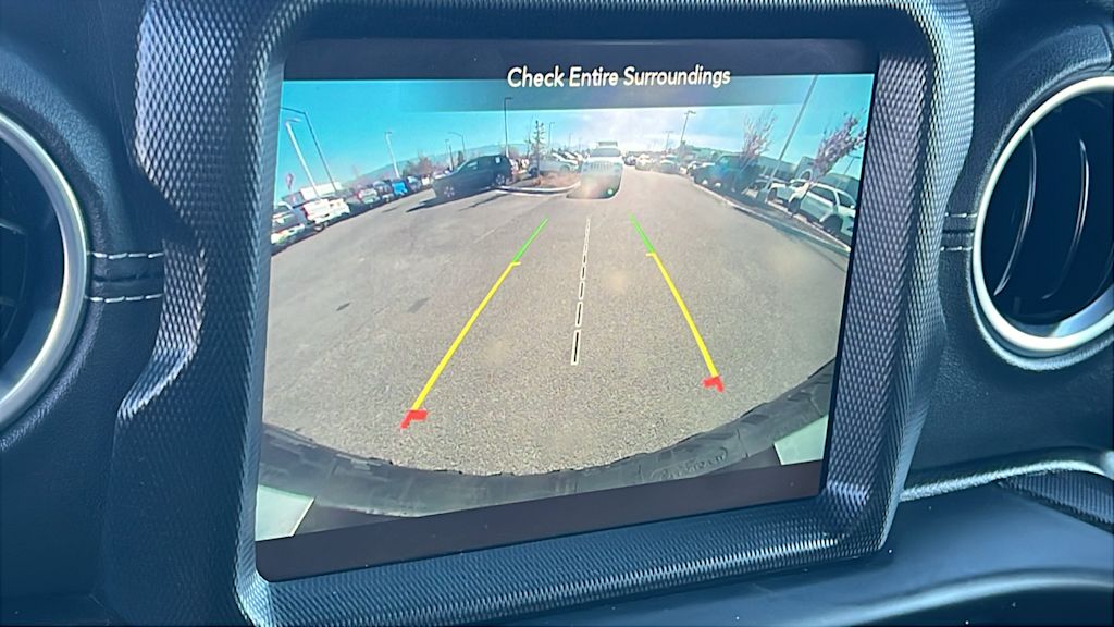 Thumbnail: 2022 Jeep Wrangler - 24