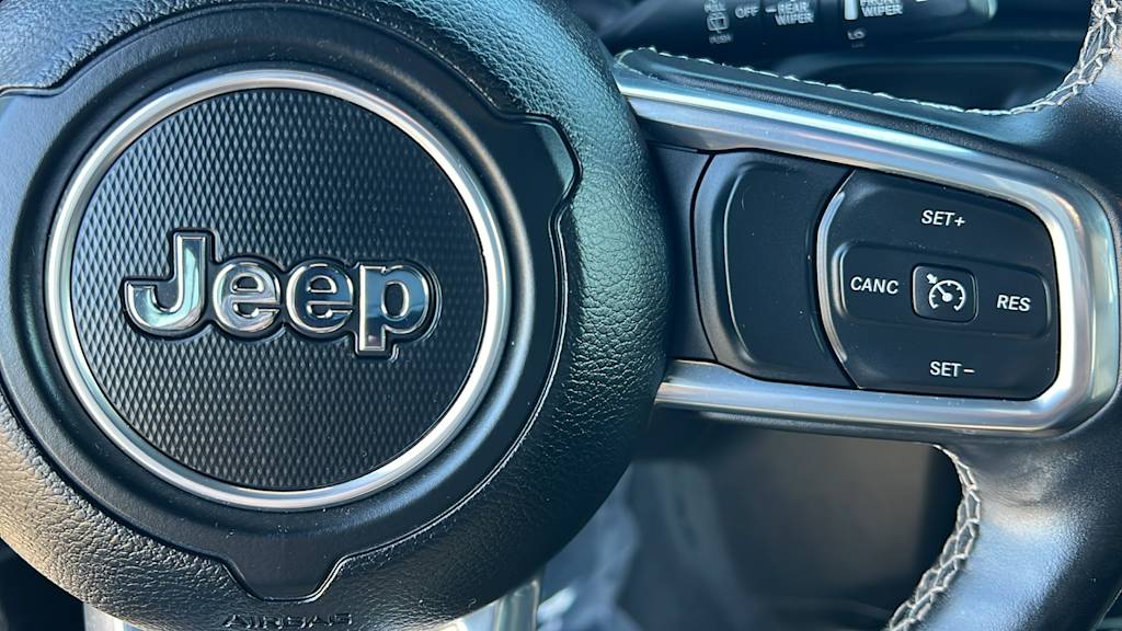 Thumbnail: 2022 Jeep Wrangler - 27