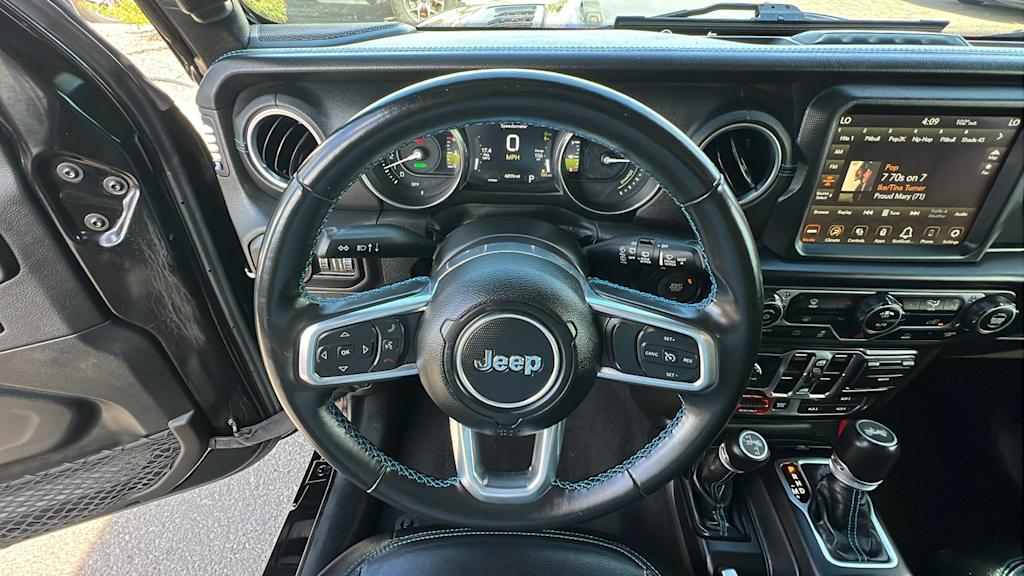 Thumbnail: 2022 Jeep Wrangler - 9