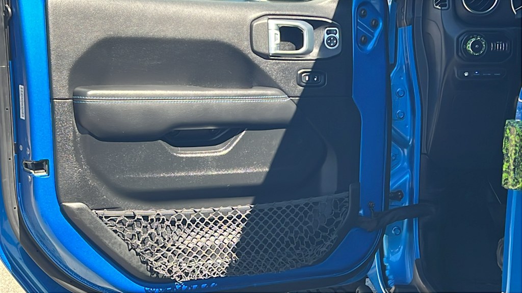 Thumbnail: 2022 Jeep Wrangler - 28