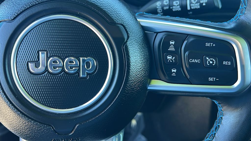 Thumbnail: 2022 Jeep Wrangler - 25