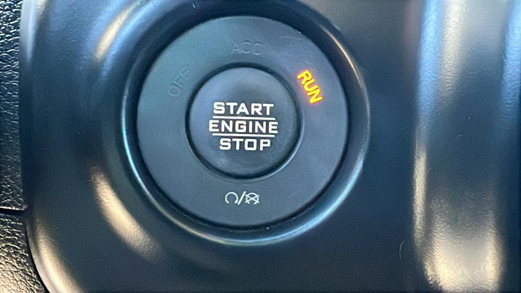 Thumbnail: 2022 Jeep Wrangler - 26