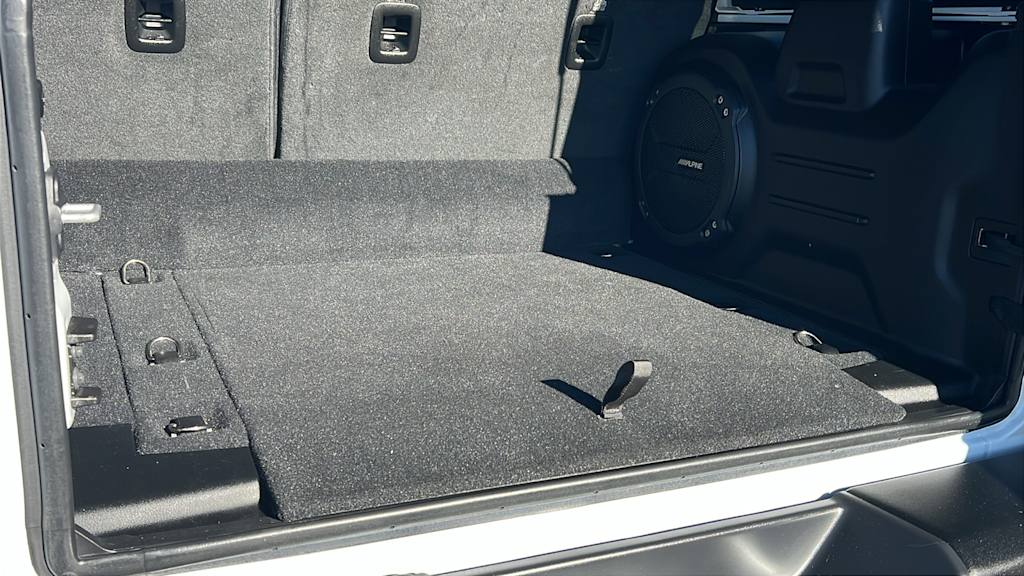 Thumbnail: 2022 Jeep Wrangler - 16