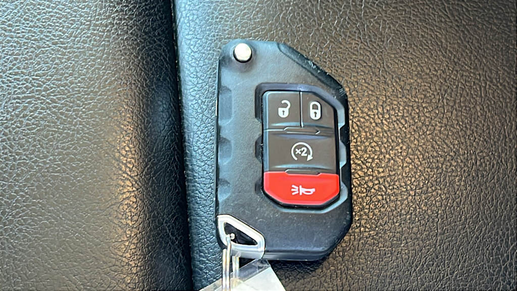 Thumbnail: 2022 Jeep Wrangler - 18